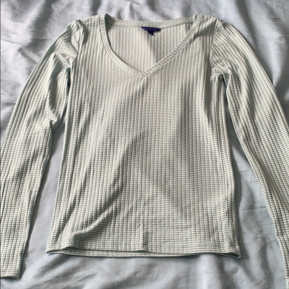 Aeropostale long sleeve shirt
